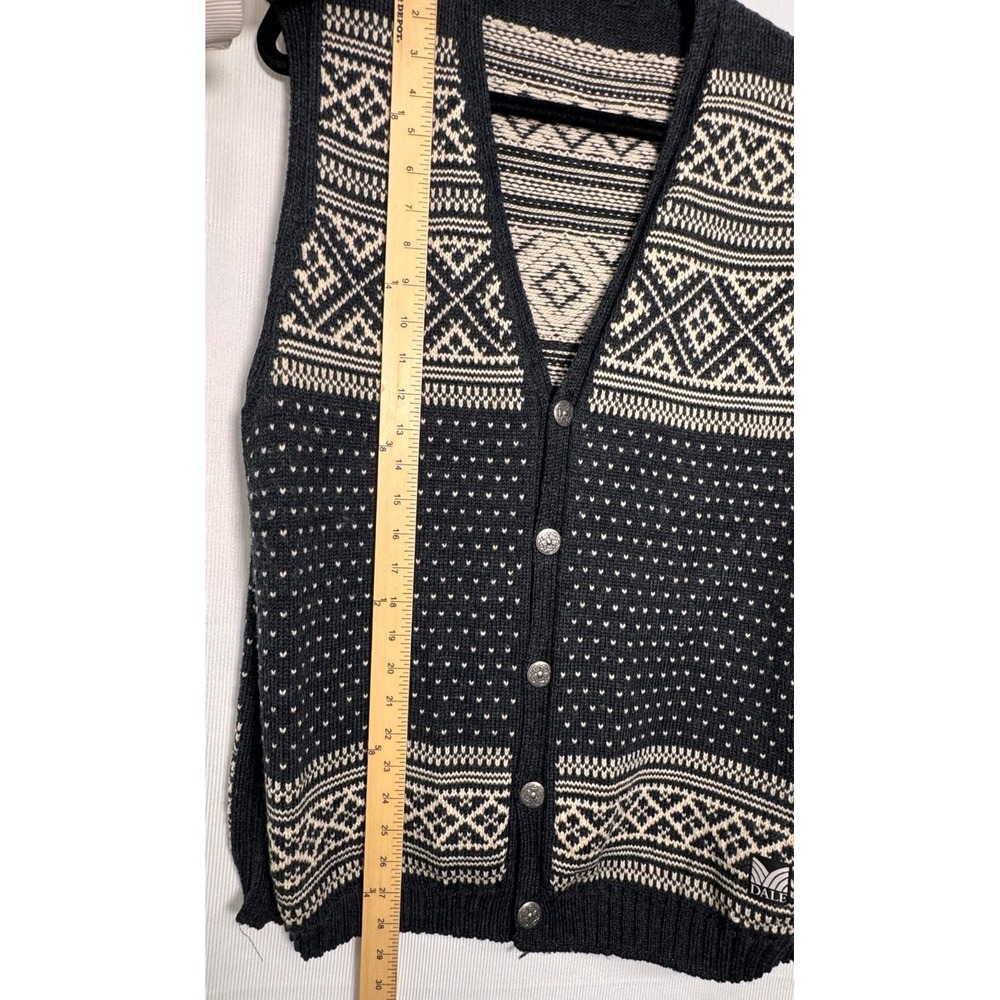 Men’s Wool Nordic Knit Button Vest XL Vintage Grandpa Style Dale of Norway - Picture 5 of 12